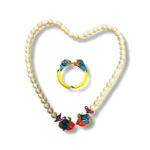 Ann Taylor retail store jewelry kissing fish pearl set